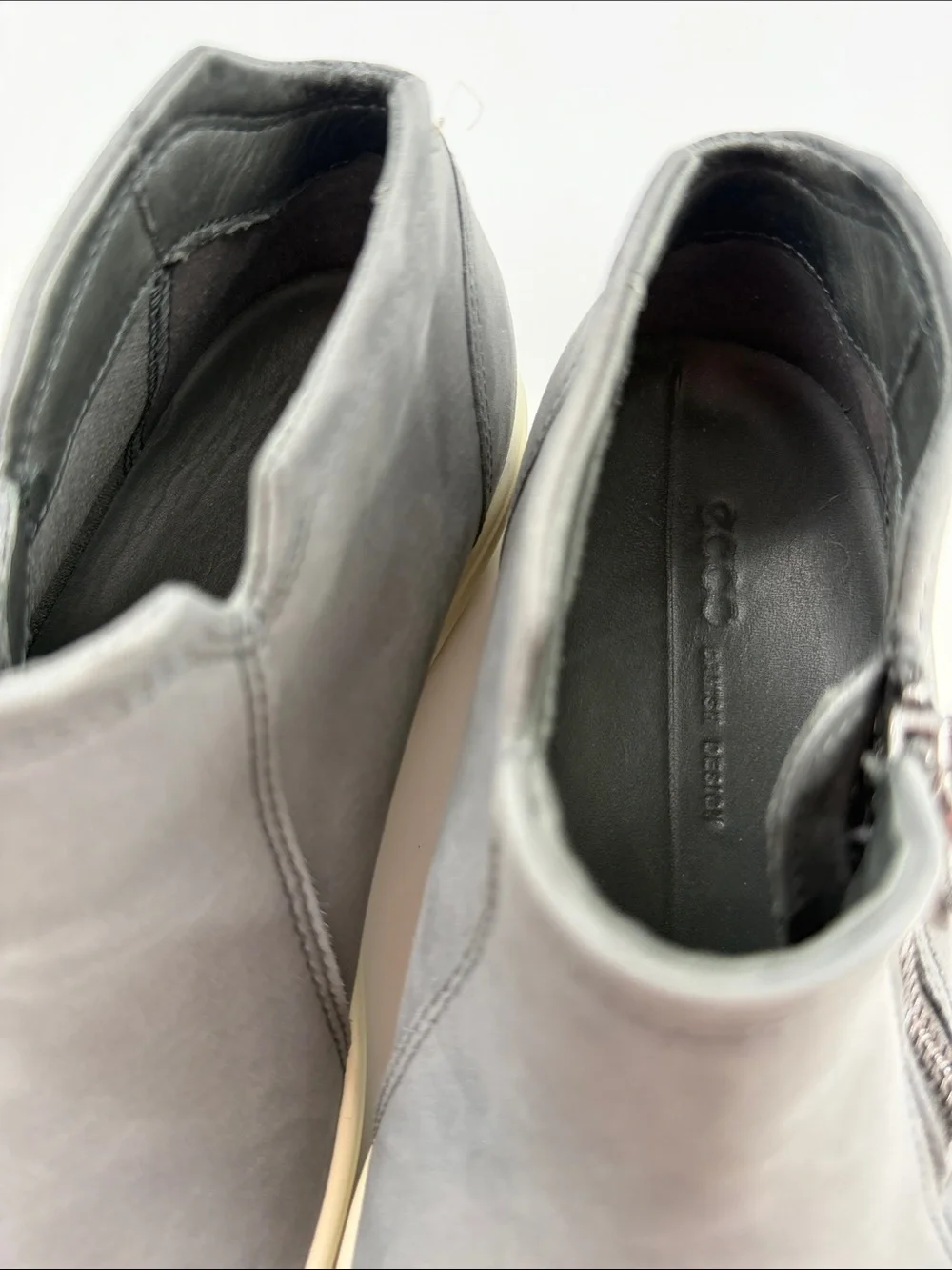 Ecco soft nubuck